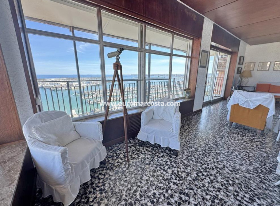 Objekte zum Wiederverkauf - Wohnung - Torrevieja - TORREVIEJA