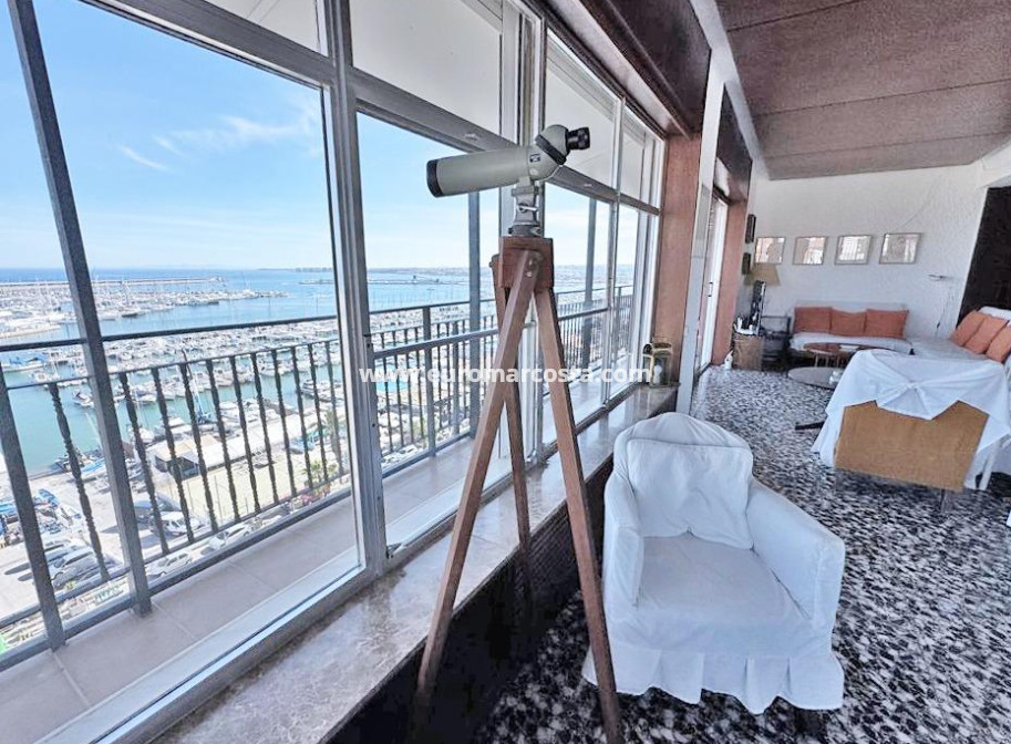 Objekte zum Wiederverkauf - Wohnung - Torrevieja - TORREVIEJA