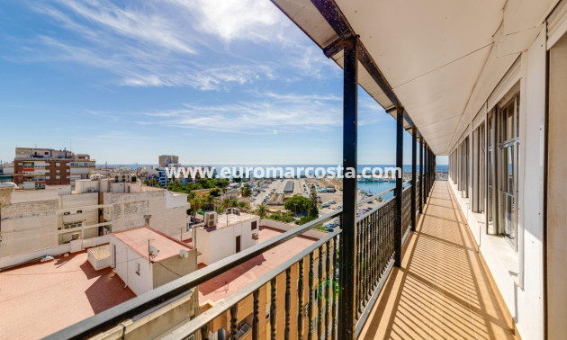Objekte zum Wiederverkauf - Wohnung - Torrevieja - TORREVIEJA