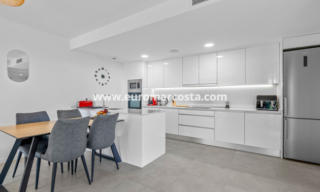 Objekte zum Wiederverkauf - Apartments - Orihuela Costa