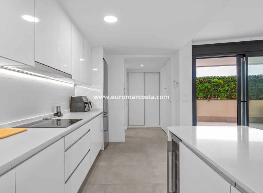 Objekte zum Wiederverkauf - Apartments - Orihuela Costa