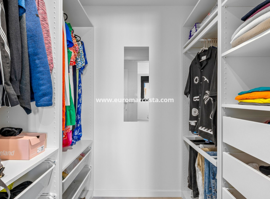 Objekte zum Wiederverkauf - Apartments - Orihuela Costa