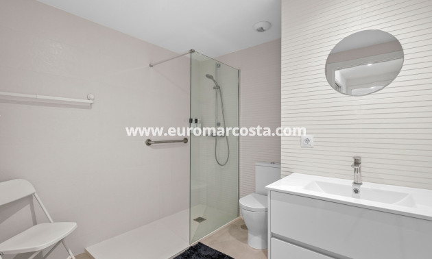 Objekte zum Wiederverkauf - Apartments - Orihuela Costa