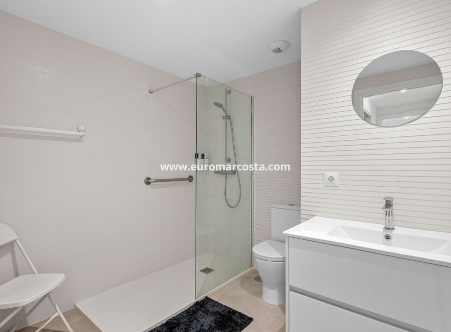 Objekte zum Wiederverkauf - Apartments - Orihuela Costa