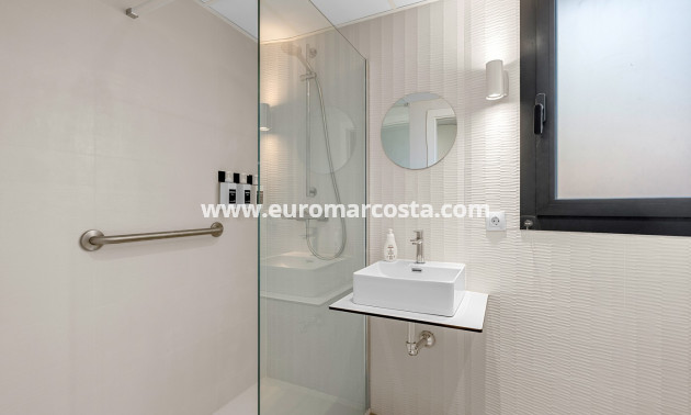Objekte zum Wiederverkauf - Apartments - Orihuela Costa
