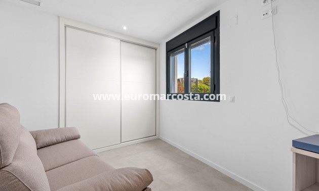 Objekte zum Wiederverkauf - Apartments - Orihuela Costa