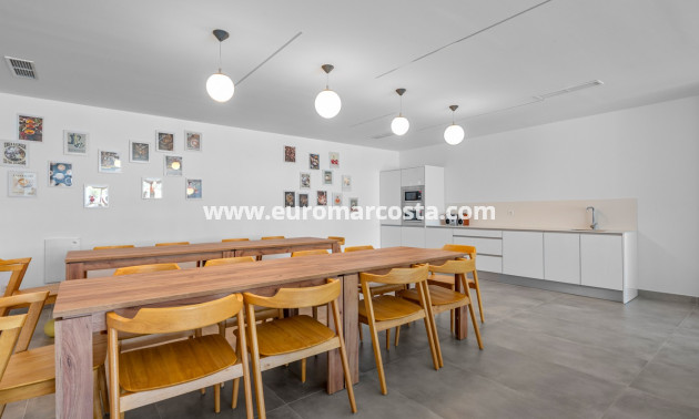 Objekte zum Wiederverkauf - Apartments - Orihuela Costa