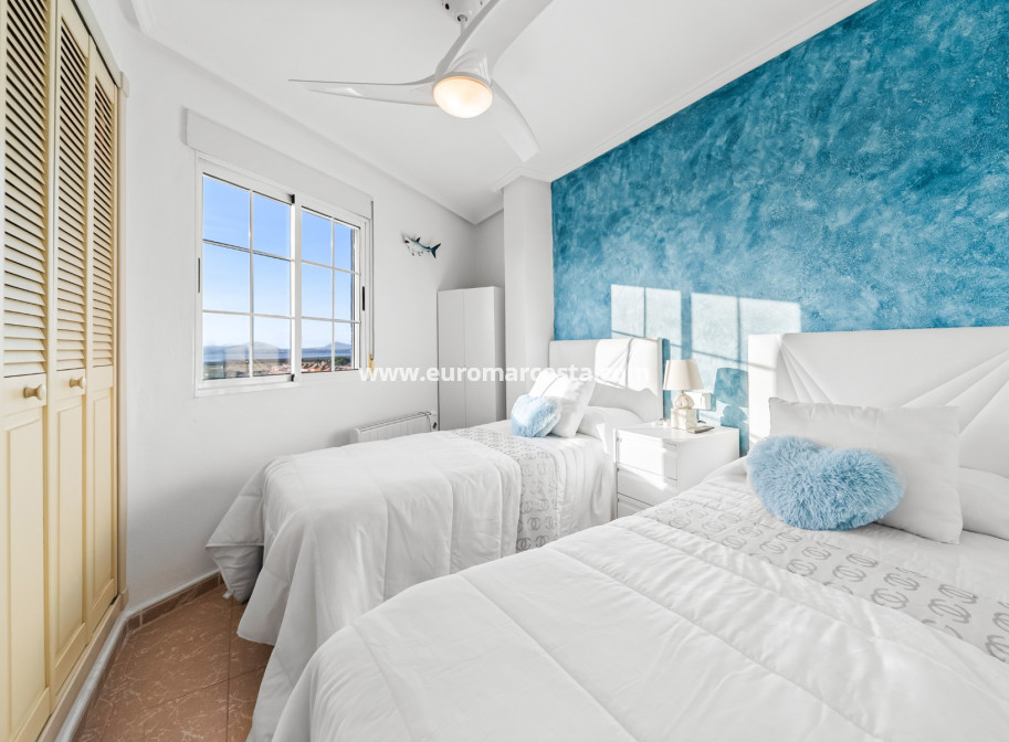 Venta - Apartments - Torrevieja - La Mata
