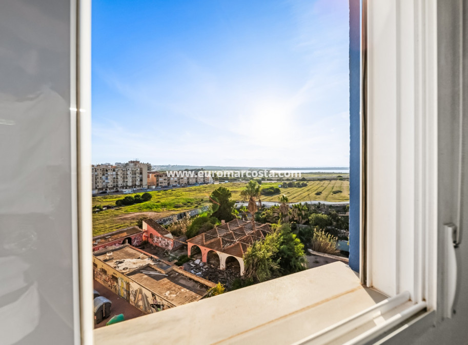 Venta - Apartments - Torrevieja - La Mata