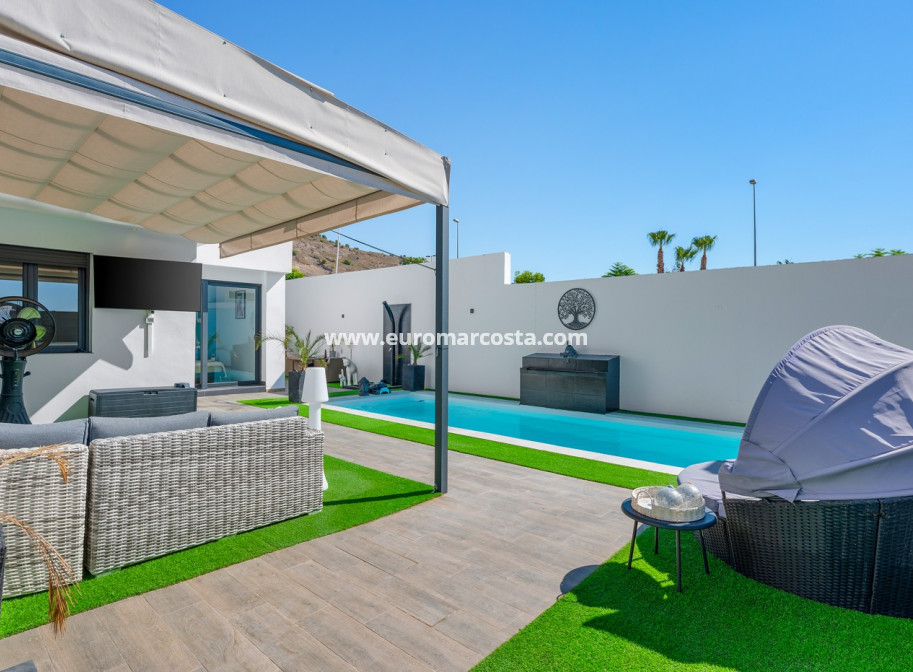 Venta - Villa - Fortuna - Urbanizacion Las Kalendas