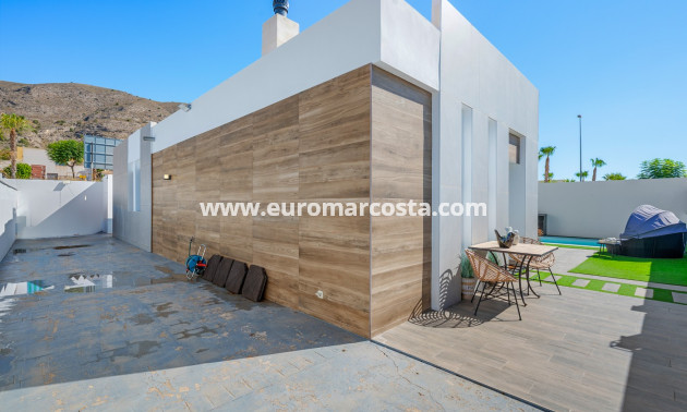 Venta - Villa - Fortuna - Urbanizacion Las Kalendas