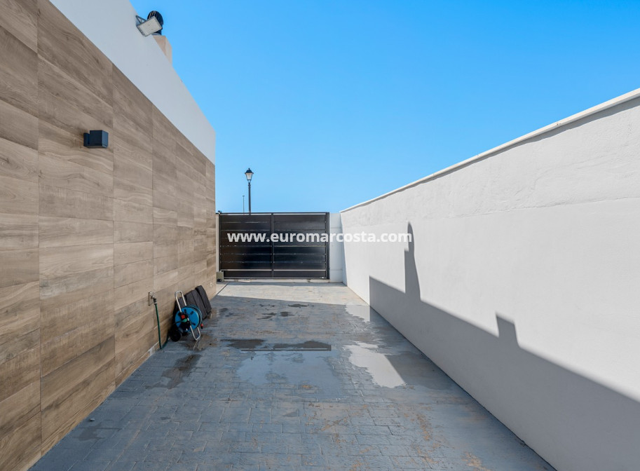 Venta - Villa - Fortuna - Urbanizacion Las Kalendas