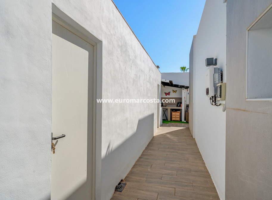 Venta - Villa - Fortuna - Urbanizacion Las Kalendas