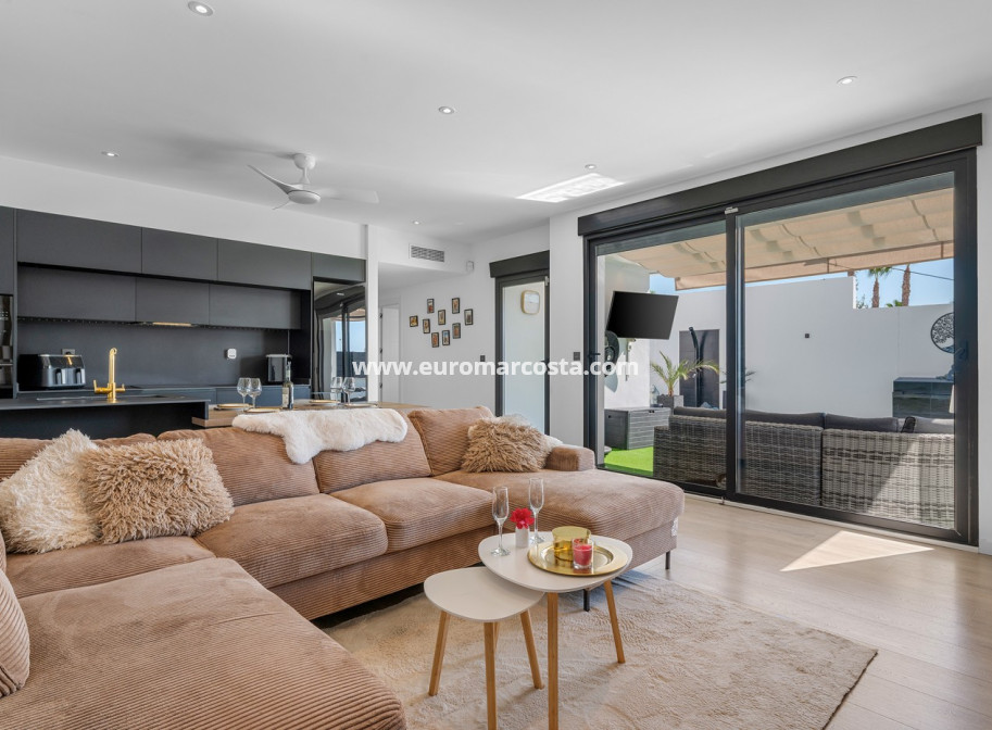 Venta - Villa - Fortuna - Urbanizacion Las Kalendas