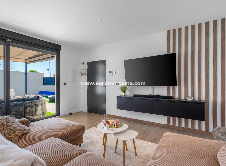 Venta - Villa - Fortuna - Urbanizacion Las Kalendas
