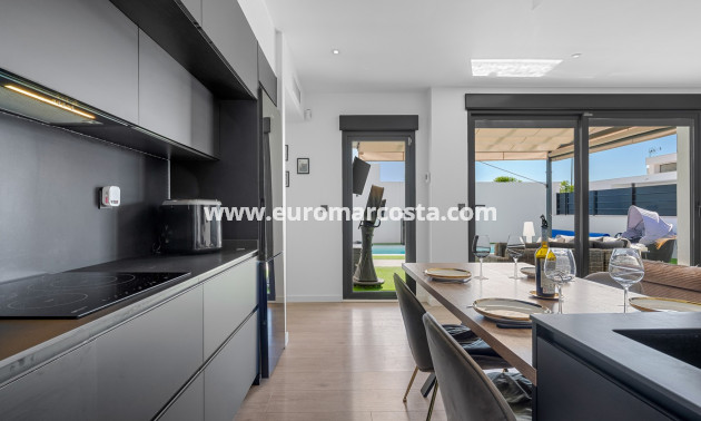 Venta - Villa - Fortuna - Urbanizacion Las Kalendas