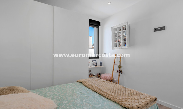 Venta - Villa - Fortuna - Urbanizacion Las Kalendas
