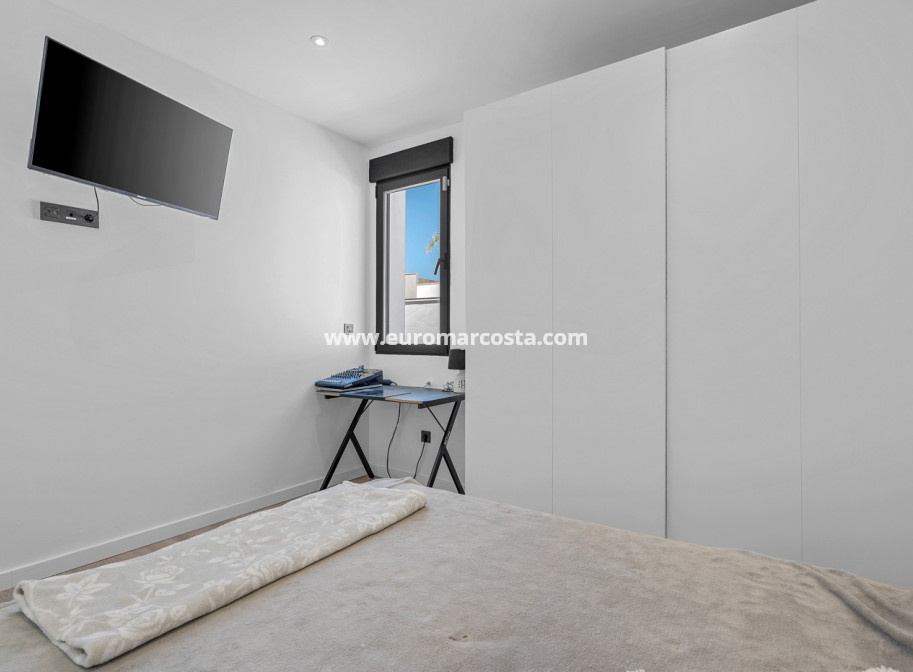 Venta - Villa - Fortuna - Urbanizacion Las Kalendas