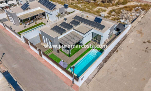 Venta - Villa - Fortuna - Urbanizacion Las Kalendas