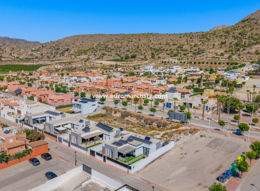 Venta - Villa - Fortuna - Urbanizacion Las Kalendas