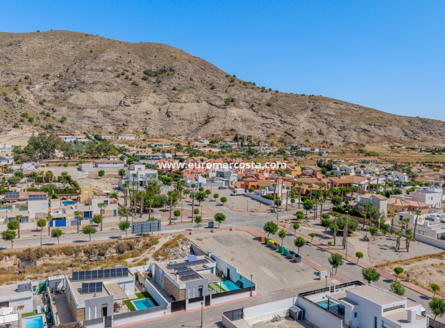 Venta - Villa - Fortuna - Urbanizacion Las Kalendas