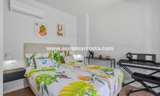 Venta - Apartments - Orihuela Costa - Lomas del Golf