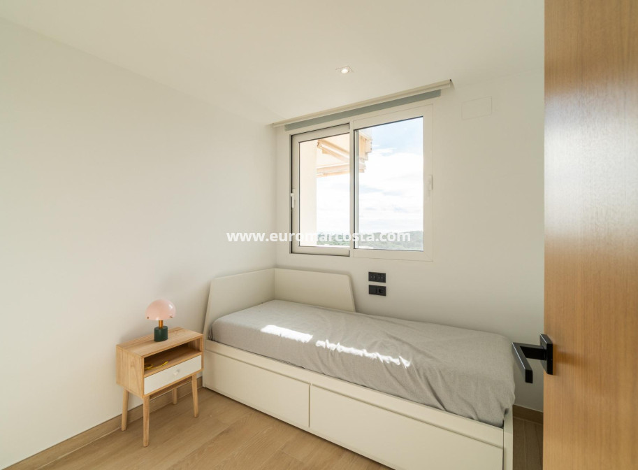 Venta - Apartamento / piso - Guardamar del Segura - Puerto Deportivo
