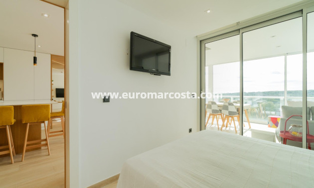 Venta - Apartamento / piso - Guardamar del Segura - Puerto Deportivo