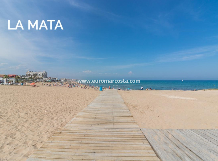 Sale - Apartment / flat - Torrevieja - La Mata