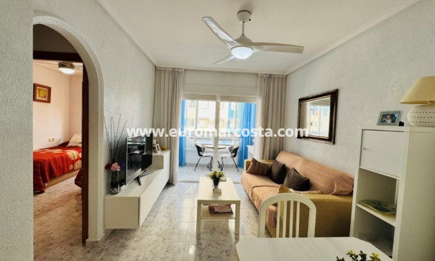 Sale - Apartment / flat - La Mata - TORREVIEJA