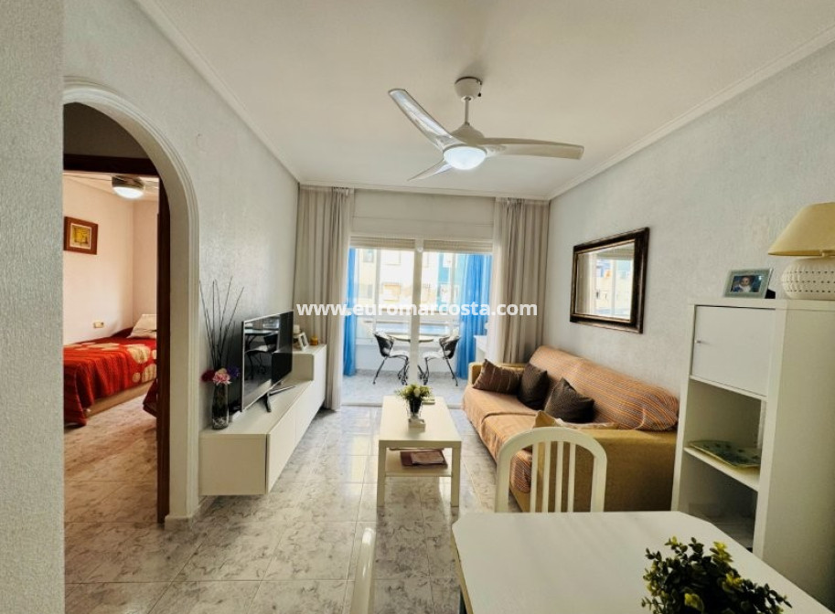 Sale - Apartment / flat - La Mata - TORREVIEJA