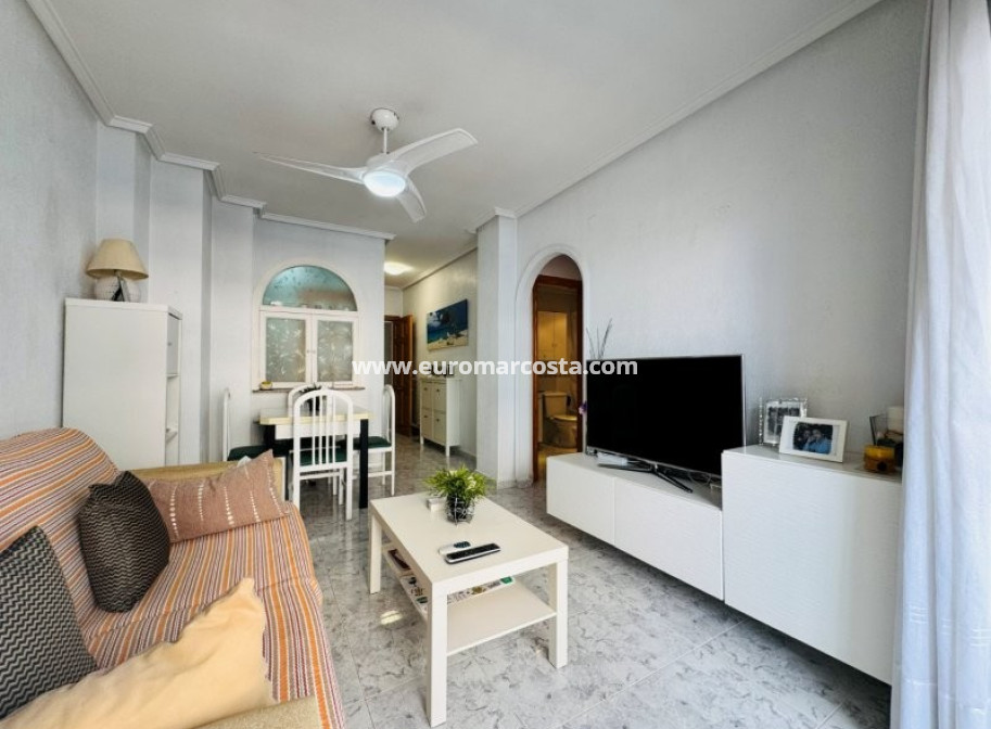 Sale - Apartment / flat - La Mata - TORREVIEJA