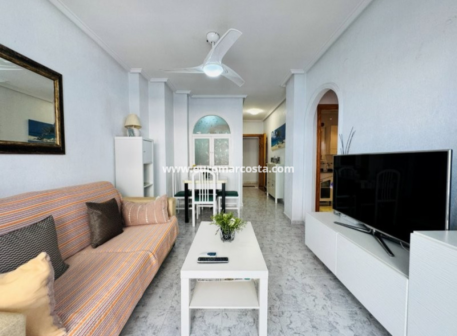 Sale - Apartment / flat - La Mata - TORREVIEJA