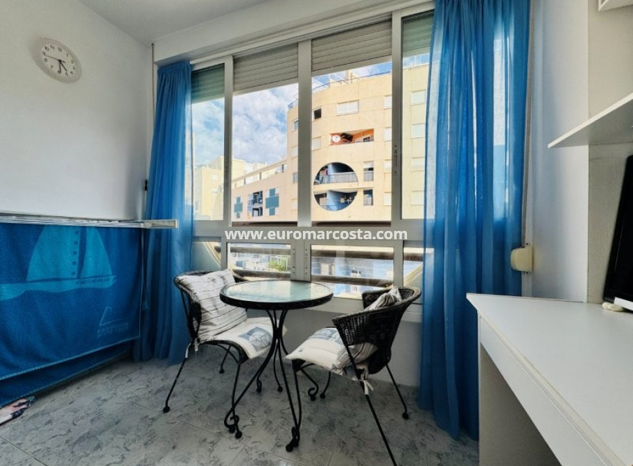 Sale - Apartment / flat - La Mata - TORREVIEJA