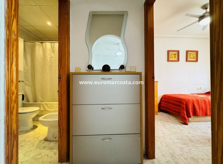 Sale - Apartment / flat - La Mata - TORREVIEJA