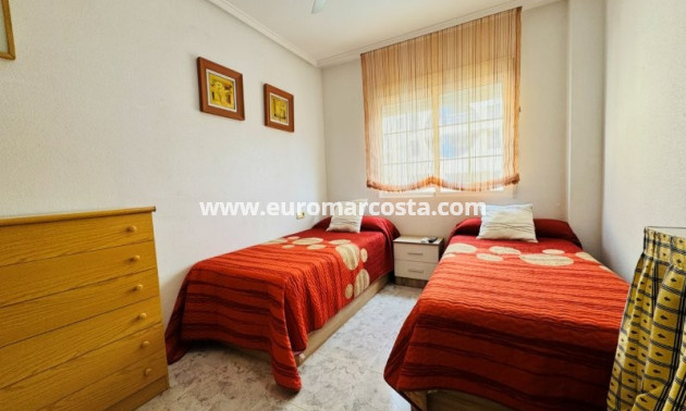 Sale - Apartment / flat - La Mata - TORREVIEJA