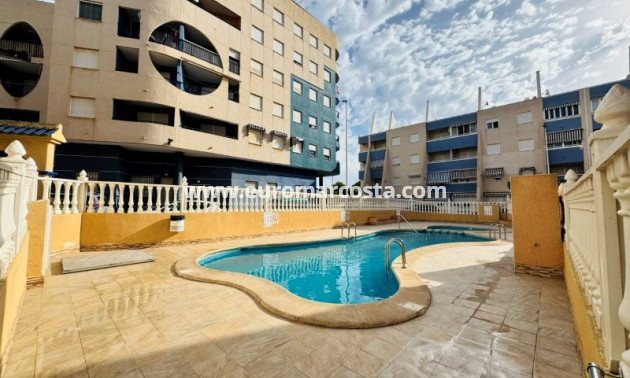 Sale - Apartment / flat - La Mata - TORREVIEJA