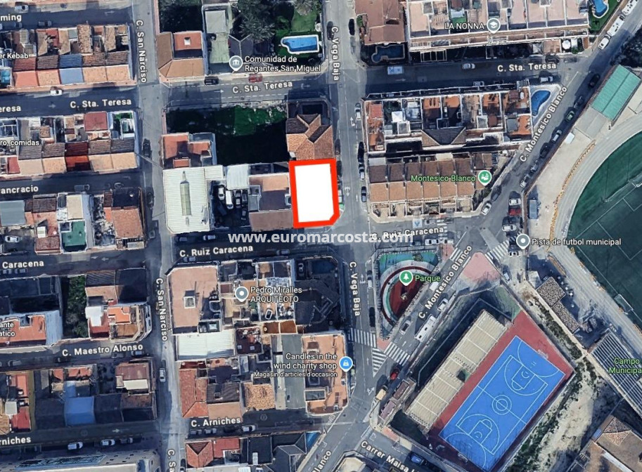 Sale - Plot / Land - San Miguel de Salinas - CENTRO URBANO