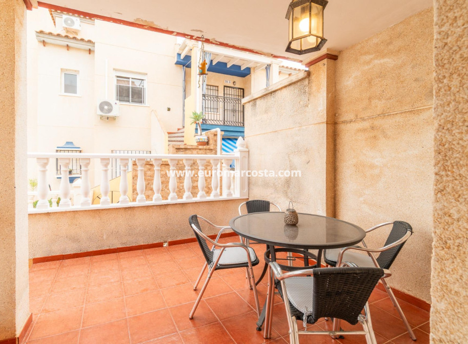 Alquiler a largo plazo - Apartamento / piso - Orihuela Costa