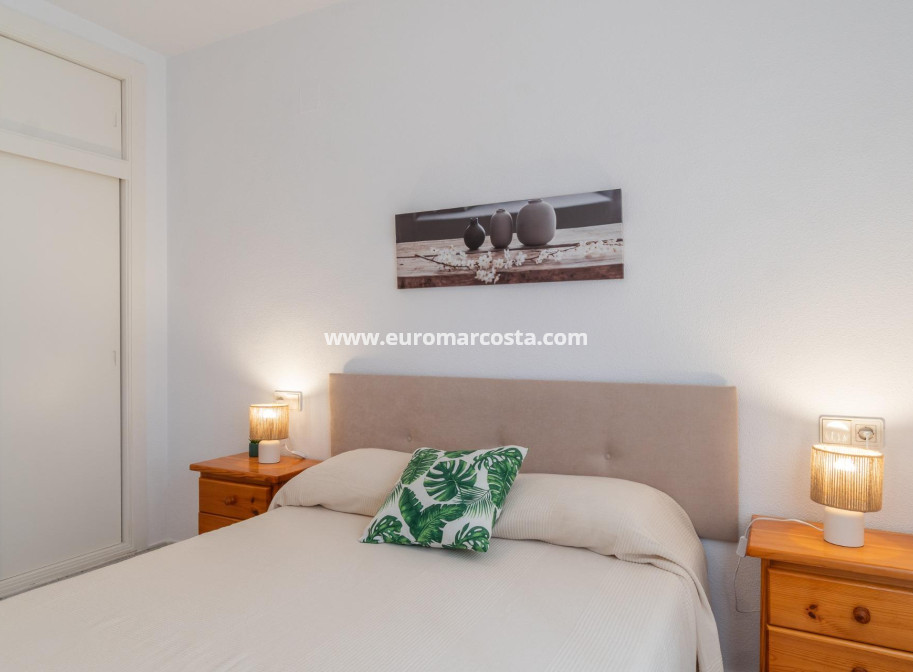 Alquiler a largo plazo - Apartamento / piso - Orihuela Costa