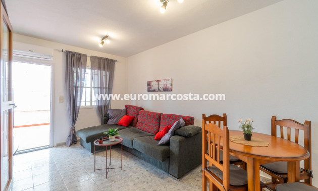 Alquiler a largo plazo - Apartamento / piso - Orihuela Costa