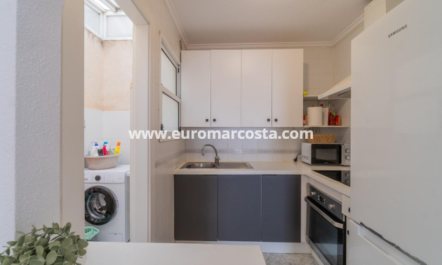 Alquiler a largo plazo - Apartamento / piso - Orihuela Costa