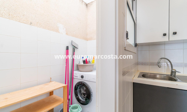 Alquiler a largo plazo - Apartamento / piso - Orihuela Costa