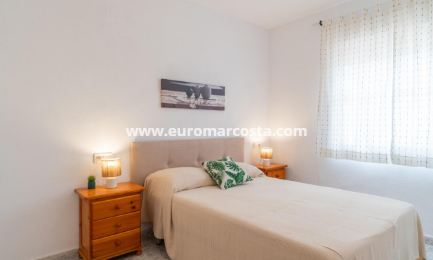 Alquiler a largo plazo - Apartamento / piso - Orihuela Costa