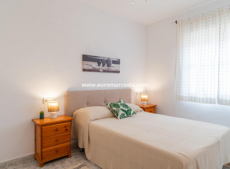 Alquiler a largo plazo - Apartamento / piso - Orihuela Costa