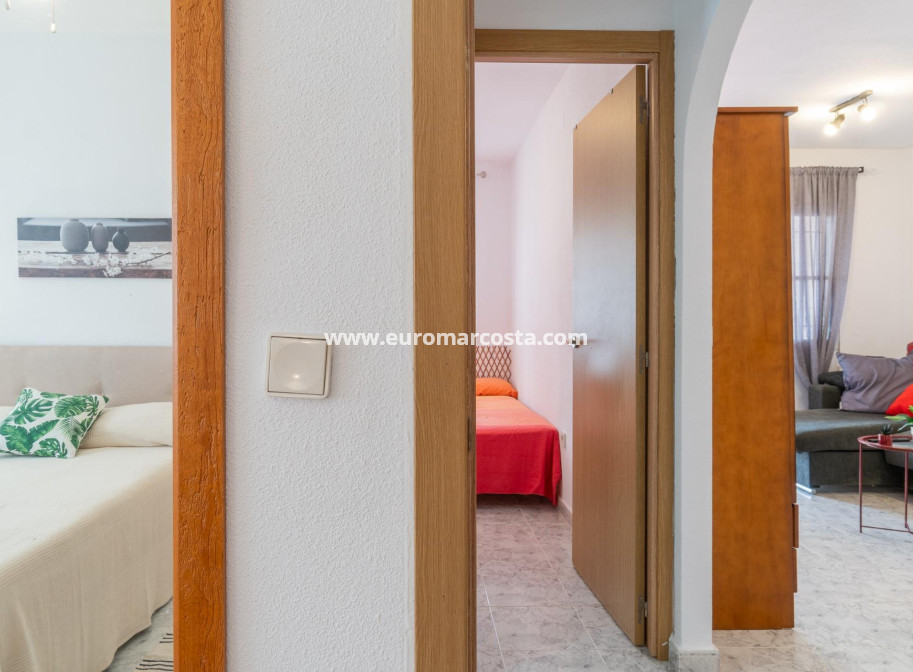Alquiler a largo plazo - Apartamento / piso - Orihuela Costa