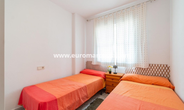 Alquiler a largo plazo - Apartamento / piso - Orihuela Costa