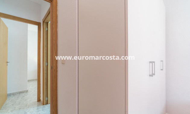 Alquiler a largo plazo - Apartamento / piso - Orihuela Costa