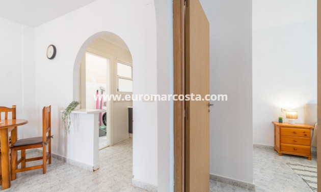 Alquiler a largo plazo - Apartamento / piso - Orihuela Costa