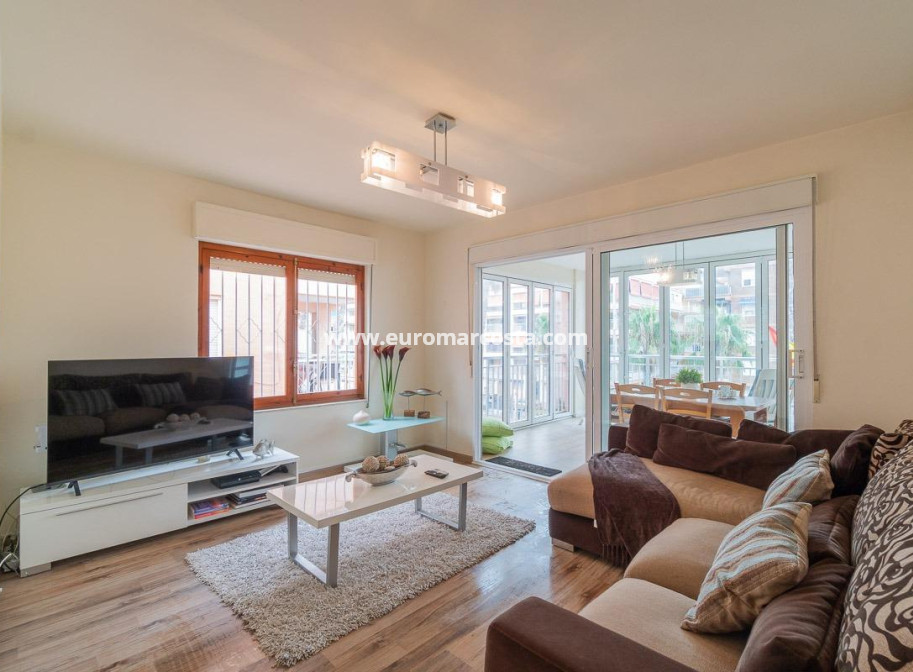 Objekte zum Wiederverkauf - Wohnung - Torrevieja - TORREVIEJA